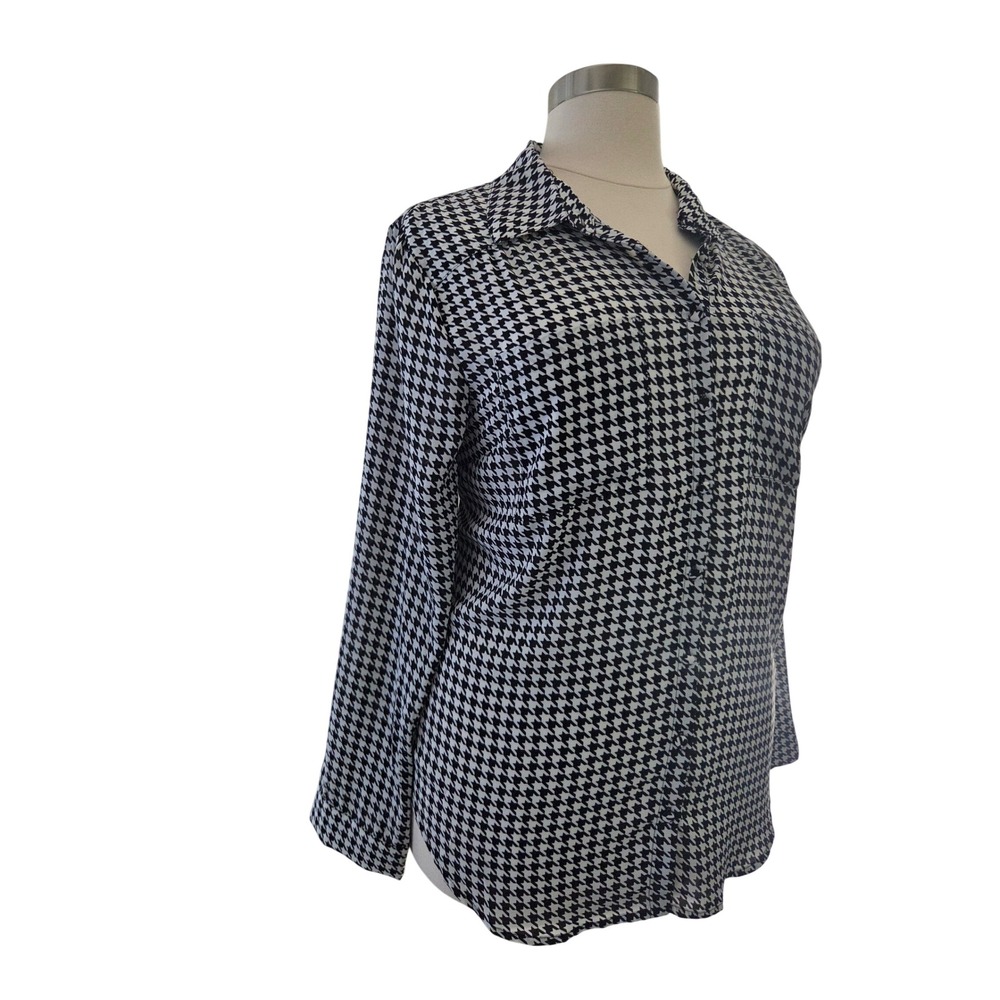 Torrid Womens Plus Size 3 Black White Houndstooth Button Down Blouse Long Sleeve - Picture 3 of 8